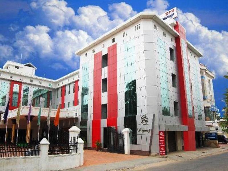 فندق Kpm Regency بلكاد المظهر الخارجي الصورة